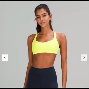 NWOT Free to be bra wild light support